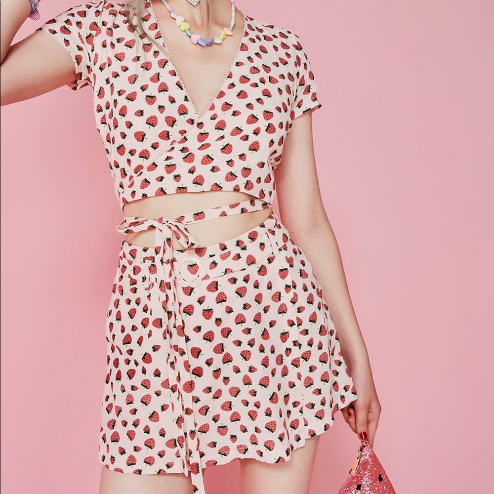 Strawberry matching set.
